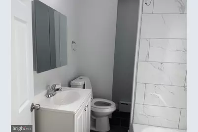2327 S Bonsall Street, Philadelphia, PA 19145 - Photo 16