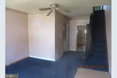 132 Roseberry Street, Philadelphia, PA 19148 - Photo 2