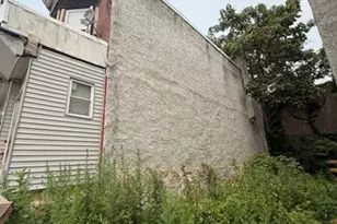 1319 S Wilton St, Philadelphia, PA 19143 - Photo 2