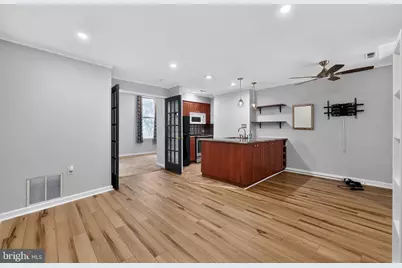 1828 Green Street #2F, Philadelphia, PA 19130 - Photo 2
