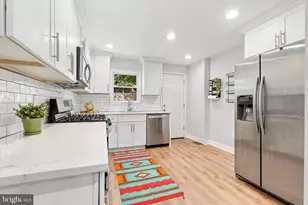 1920 E Firth St, Philadelphia, PA 19125 - Photo 10