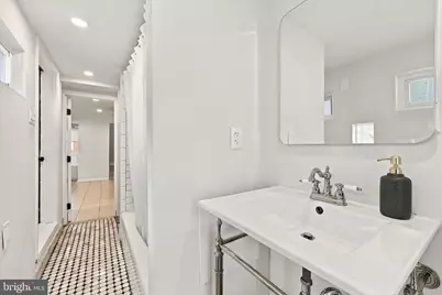 1172 S Darien Street, Philadelphia, PA 19147 - Photo 16
