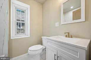 2404 Golf Rd, Philadelphia, PA 19131 - Photo 16