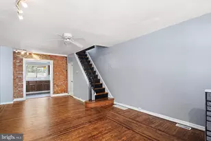 2009 S Darien St, Philadelphia, PA 19148 - Photo 2