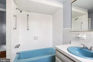 2009 S Darien St, Philadelphia, PA 19148 - Photo 12