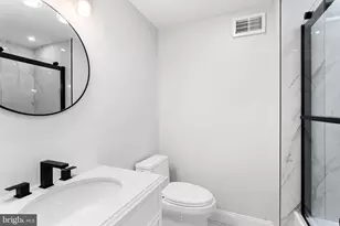 1847 Gerritt St, Philadelphia, PA 19146 - Photo 16