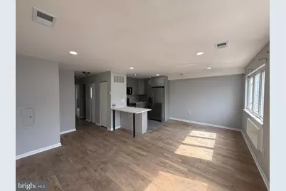 2611 S 9th Street #2, Philadelphia, PA 19148 - Photo 4