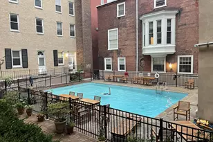 1010 Spruce St, Philadelphia, PA 19107 - Photo 18