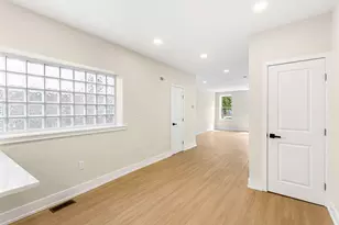 1808 S 8th St, Philadelphia, PA 19148 - Photo 14