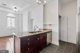 1512 Spruce St, Philadelphia, PA 19102 - Photo 20