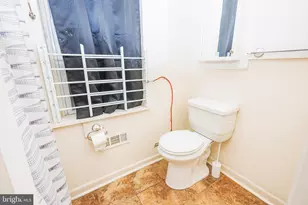 1713 Fontain St, Philadelphia, PA 19121 - Photo 10