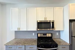 914 Snyder Ave, Philadelphia, PA 19148 - Photo 16