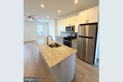 914 Snyder Avenue #3, Philadelphia, PA 19148 - Photo 6