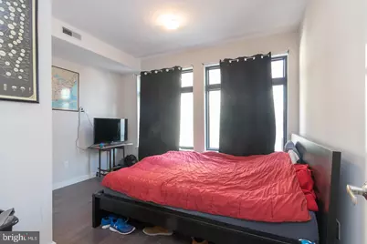 938 New Market Street #204, Philadelphia, PA 19123 - Photo 12
