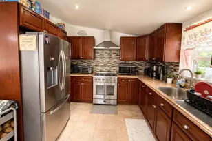 4634 James St, Philadelphia, PA 19137 - Photo 8