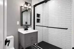 632 South St, Philadelphia, PA 19147 - Photo 4