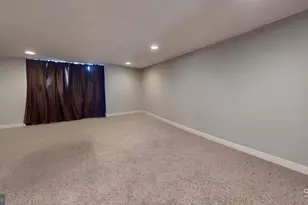 8902 Blue Grass Rd, Philadelphia, PA 19152 - Photo 46