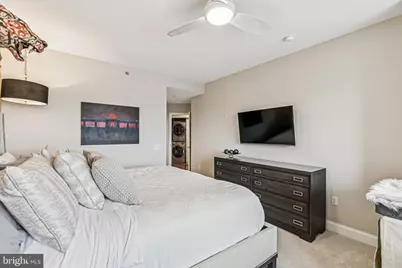 400 S Broad Street #908, Philadelphia, PA 19146 - Photo 24
