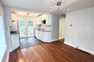 150 E Hartwell Ln, Philadelphia, PA 19118 - Photo 4