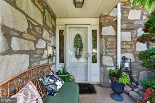 1127 Hower Ln, Philadelphia, PA 19115 - Photo 6