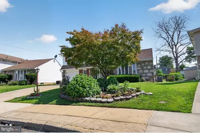 1127 Hower Lane, Philadelphia, PA 19115 - Photo 4