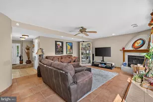 1127 Hower Ln, Philadelphia, PA 19115 - Photo 20