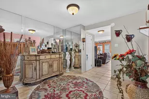 1127 Hower Ln, Philadelphia, PA 19115 - Photo 8
