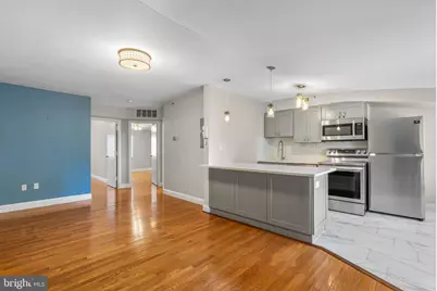 303 S 11th Street #15, Philadelphia, PA 19107 - Photo 2