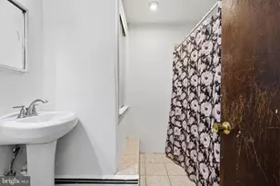 8502 Frontenac St, Philadelphia, PA 19152 - Photo 18