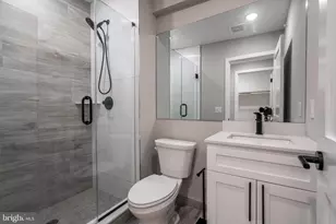719 Dickinson St, Philadelphia, PA 19147 - Photo 16