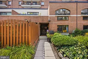 200 Lombard St, Philadelphia, PA 19147 - Photo 2