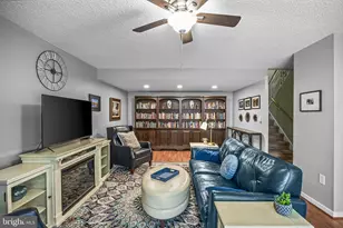 200 Lombard St, Philadelphia, PA 19147 - Photo 8