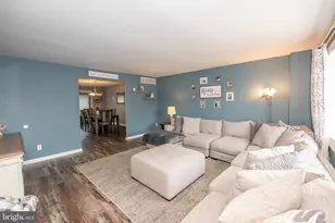4210 Chalfont Pl, Philadelphia, PA 19154 - Photo 4