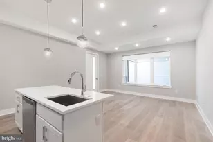 52 W Washington Ln, Philadelphia, PA 19144 - Photo 2