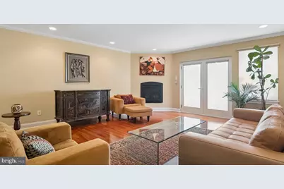 718 S 19th Street, Philadelphia, PA 19146 - Photo 2