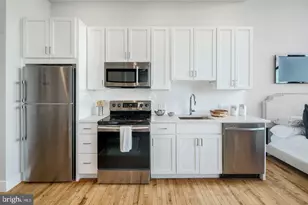 1300 S 19th St, Philadelphia, PA 19146 - Photo 4