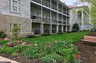 1 Academy Cir, Philadelphia, PA 19146 - Photo 36