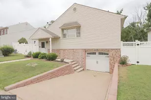 15234 Bernita Dr, Philadelphia, PA 19116 - Photo 2