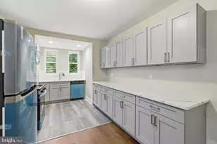 632 W Cumberland St, Philadelphia, PA 19133 - Photo 1