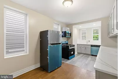 632 W Cumberland Street #2, Philadelphia, PA 19133 - Photo 2