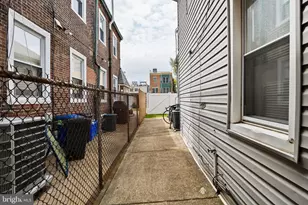 1130 Crease St, Philadelphia, PA 19125 - Photo 16