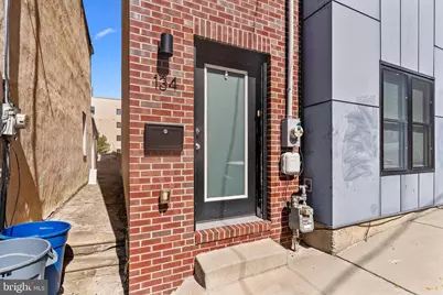 134 Burnside Street, Philadelphia, PA 19127 - Photo 2