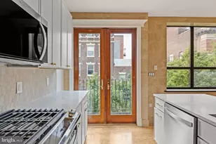 1335 Pine St, Philadelphia, PA 19107 - Photo 10