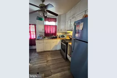 558 Geneva Avenue, Philadelphia, PA 19120 - Photo 2