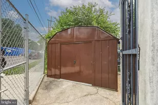 1653 W Mentor St, Philadelphia, PA 19141 - Photo 32