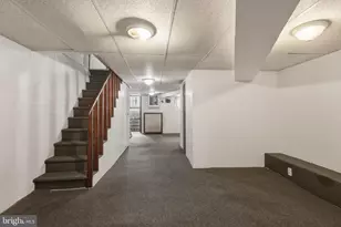 1653 W Mentor St, Philadelphia, PA 19141 - Photo 32
