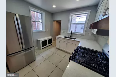 262 W Godfrey Avenue, Philadelphia, PA 19120 - Photo 18