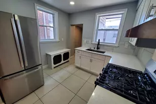 262 W Godfrey Ave, Philadelphia, PA 19120 - Photo 18