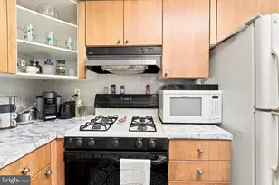 498 Avon St, Philadelphia, PA 19116 - Photo 16