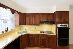 2928 Glenview St, Philadelphia, PA 19149 - Photo 8